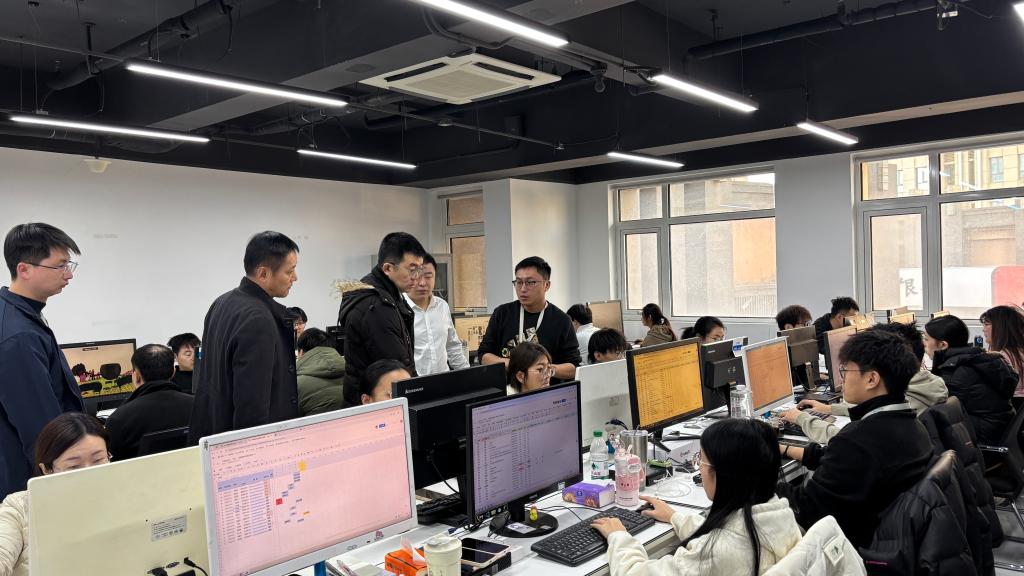 智啟未來(lái)，院企共融 人工智能學(xué)院院長(zhǎng)牛翔一行赴網(wǎng)絡(luò)科技研發(fā)企業(yè)調(diào)研